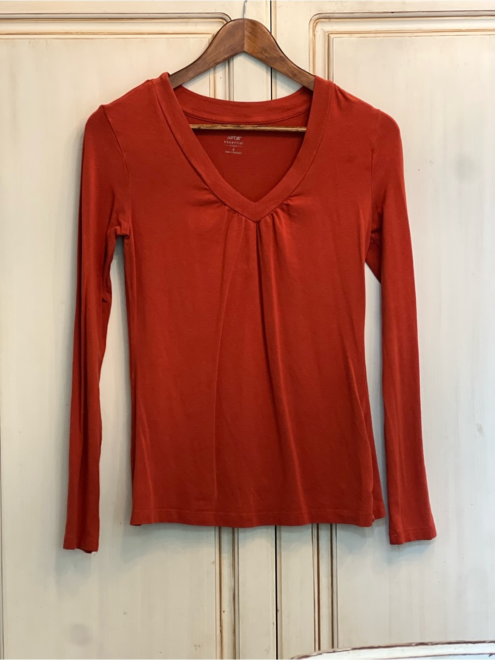 Apt 9 Top Pleated Front Terracotta Rust V-Neck Long Sleeve Shirt s